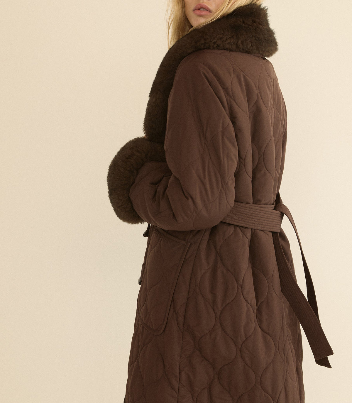 HEMLOCK COAT -- CHOCOLATE BROWN